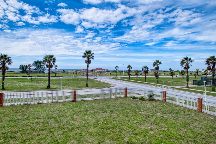 3 Bedroom Property for Sale in Summerstrand Eastern Cape